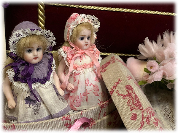 創作人形・アンティークドール・レプリカドールを銀座人形館は展示販売