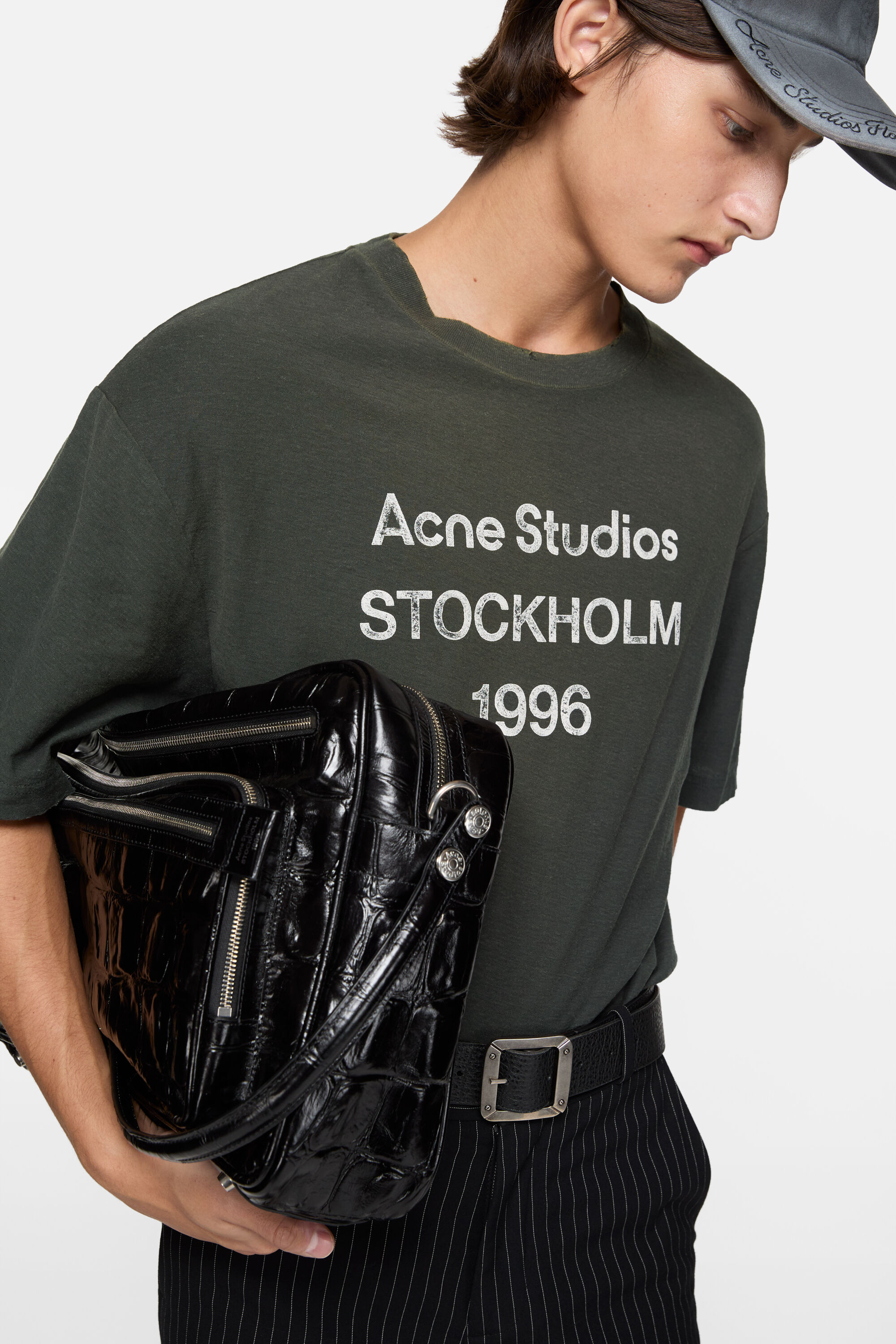 Acne Studios - Logo t-shirt - Relaxed fit - Faded black