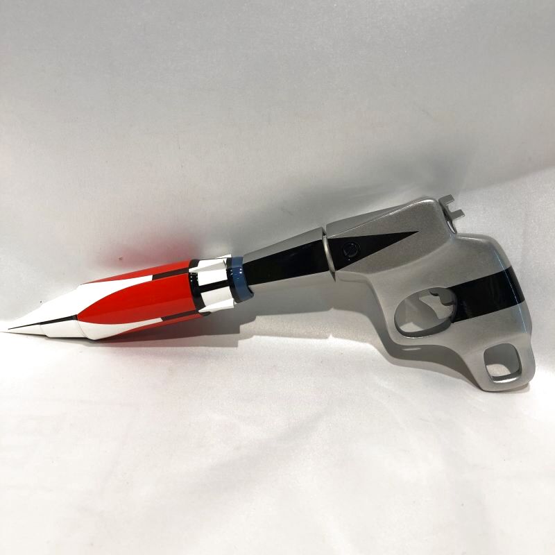 超希少 1/1 スーパーガン ガレージキット レジン ウルトラマン エステル