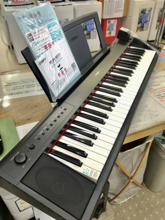 中古】 YAMAHA 電子キーボード piaggero (ピアジェーロ) ブラック NP