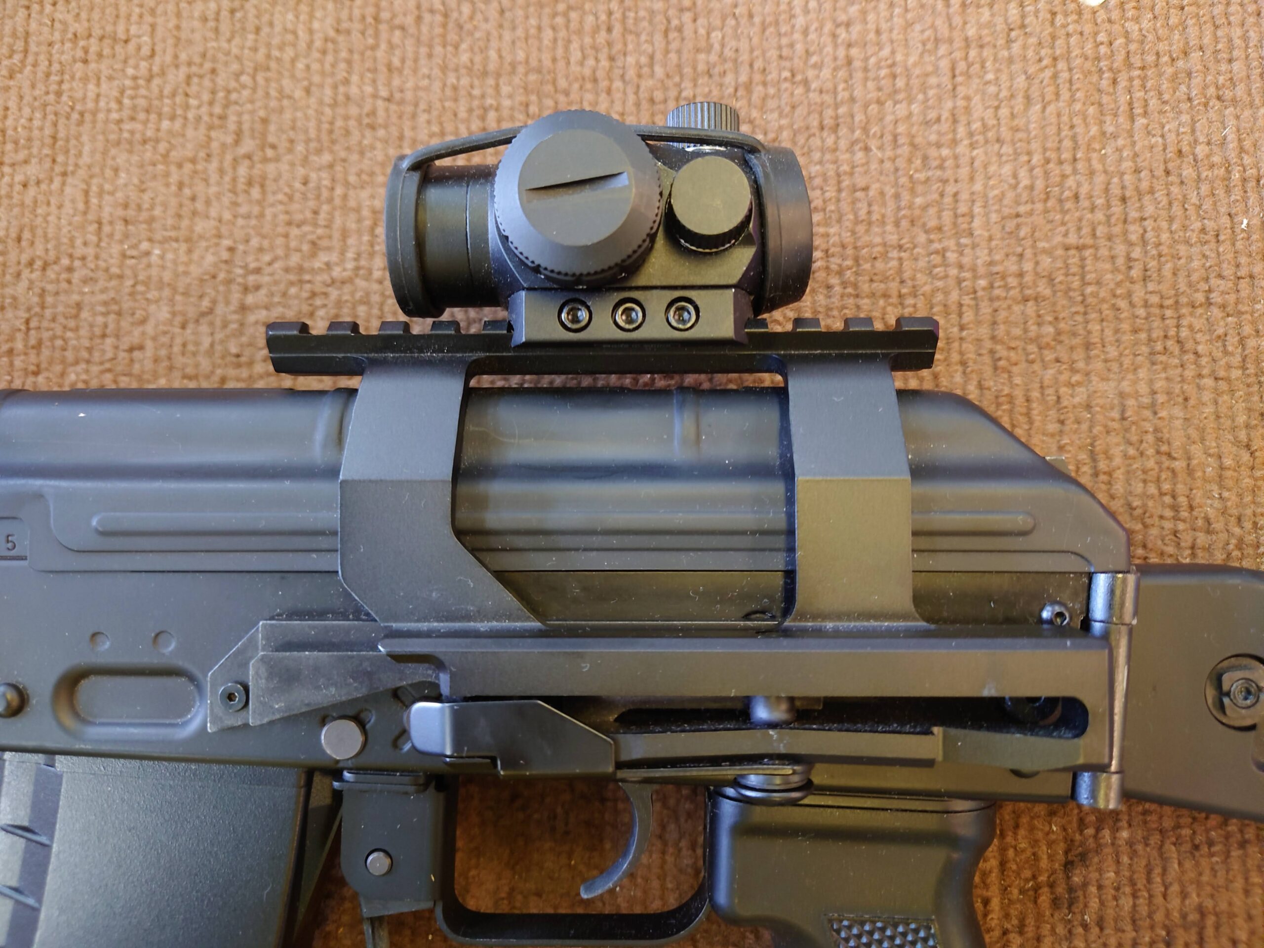 ト*ド様 東京マルイ 次世代電動ガン AK74MN マガジン サイドレール