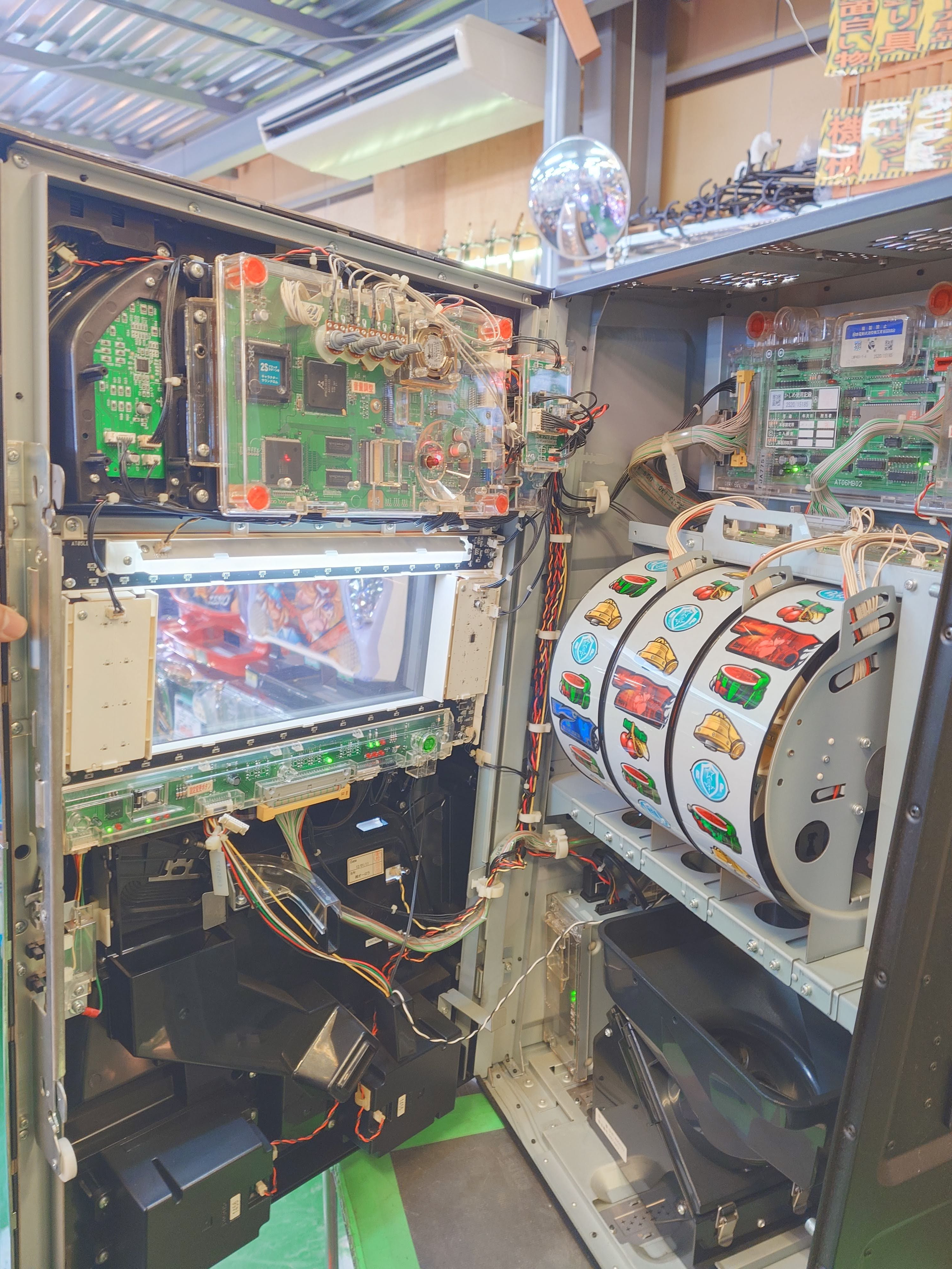 スパイキー ブラックラグーン 5号機 スロット 実機 白ロム付き 家スロ