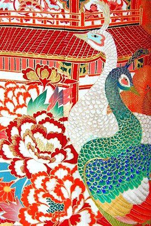 孔雀文様モダンアンティーク振袖