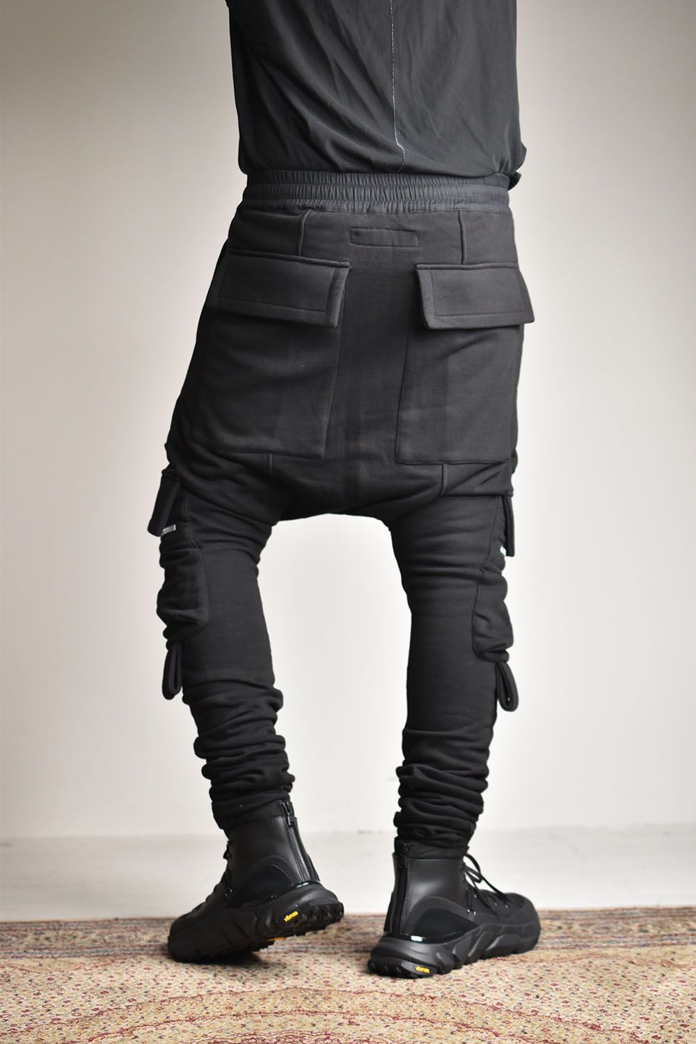 A.F ARTEFACTサルエルリブパンツ 2