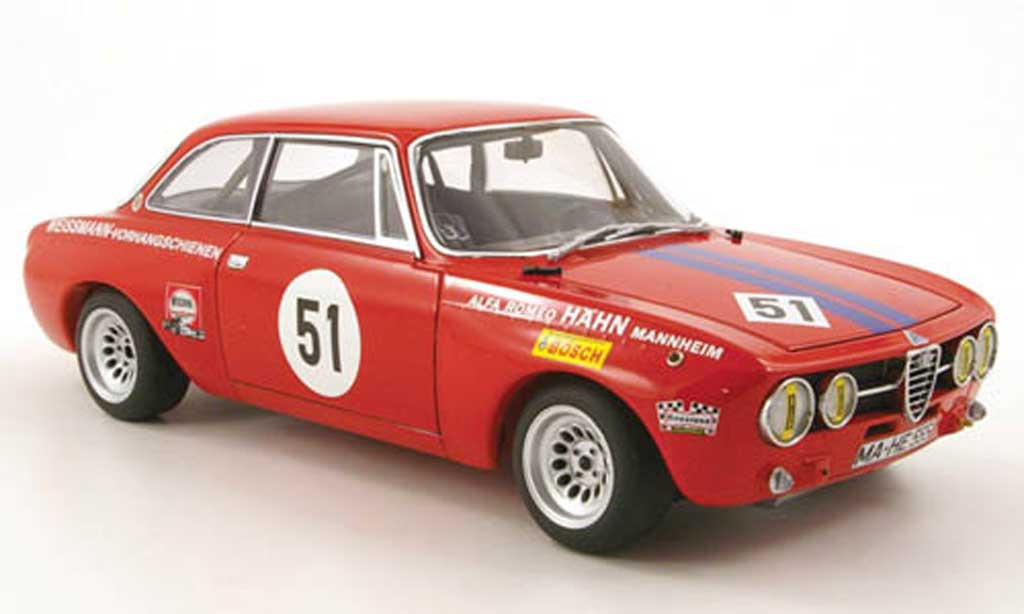 Diecast model cars Alfa Romeo Giulia GT Am 1/18 Autoart GT Am no