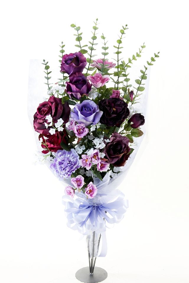 スィベル・ギュレー 作品名：庭の花のブーケ スィベル・ギュレー 作品