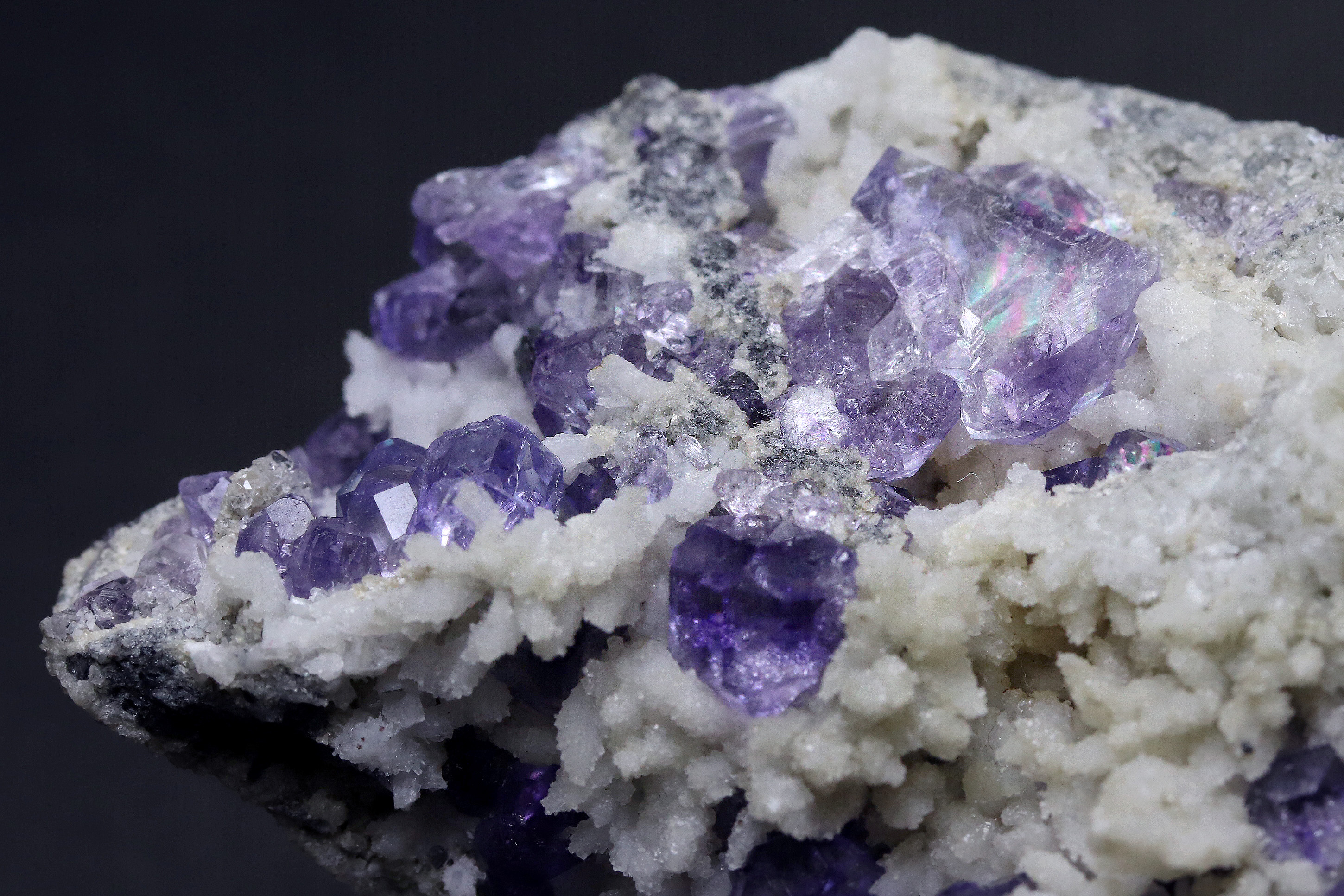 店長厳選】中国福建省産パープルフローライトクラスター（カルサイト