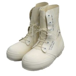 Unissued GI Bunny Boots ECW Mickey Mouse | Army Navy Sales