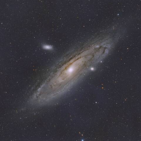 4256: アンドロメダ銀河 by 森 栄二 - 天体写真ギャラリー