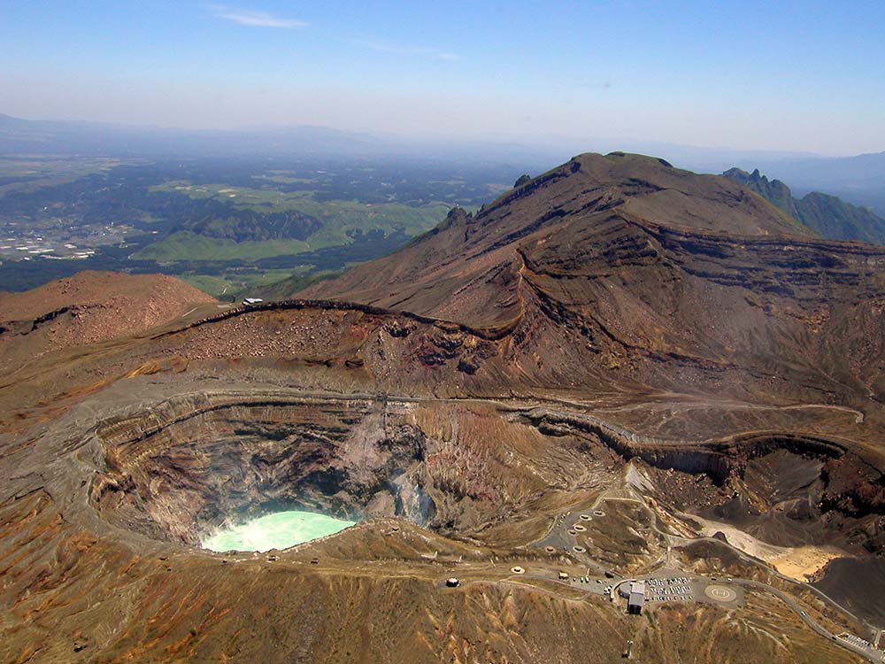 中岳火口 | 阿蘇のおすすめ観光スポット | 阿蘇市観光協会 ASO is GOOD!
