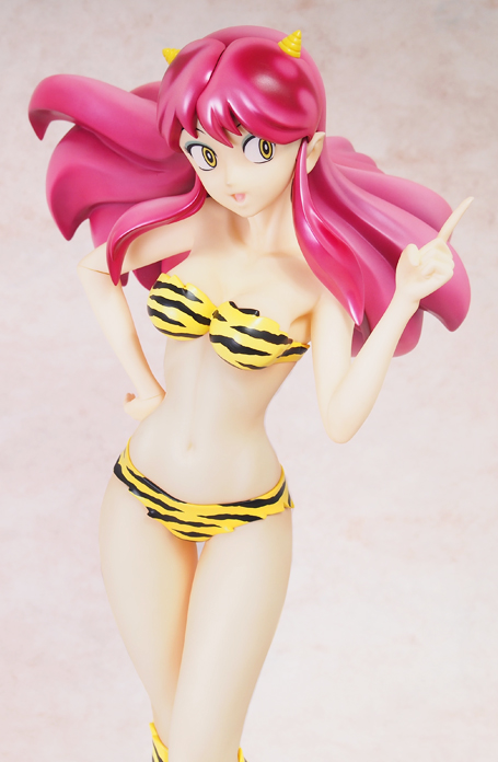 巨大ソフビフィギュア ギガンティックシリーズに うる星やつら ラム