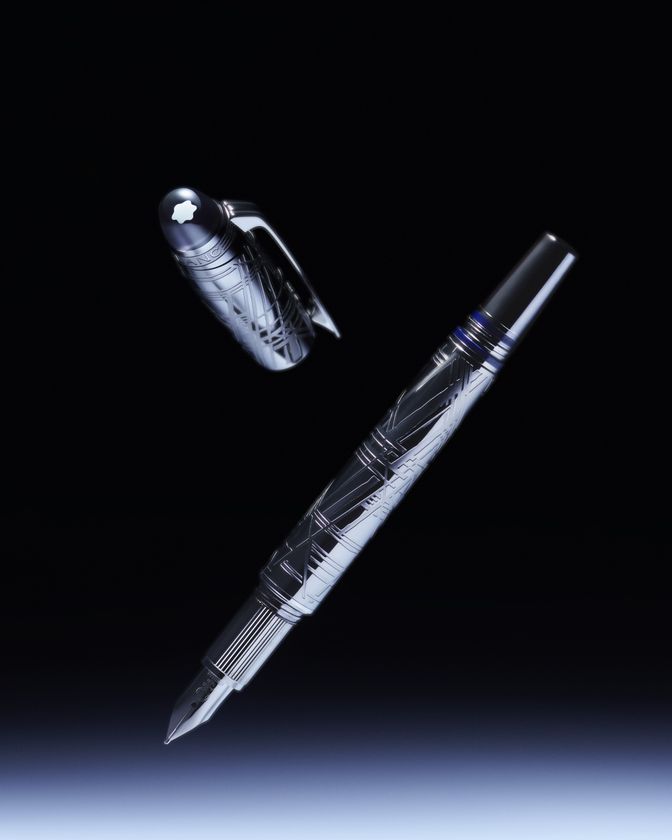 モンブラン、スターウォーカー スペースブルーが新登場 | リシュモン