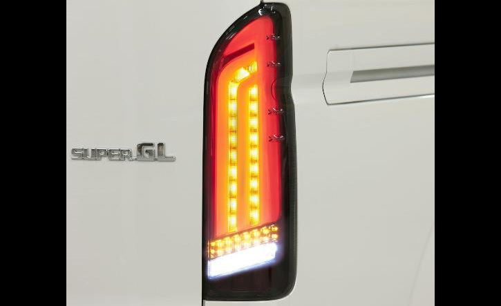 ハイエース用ジュエルLEDテールREVO VALENTI(ヴァレンティ)｜HIACE