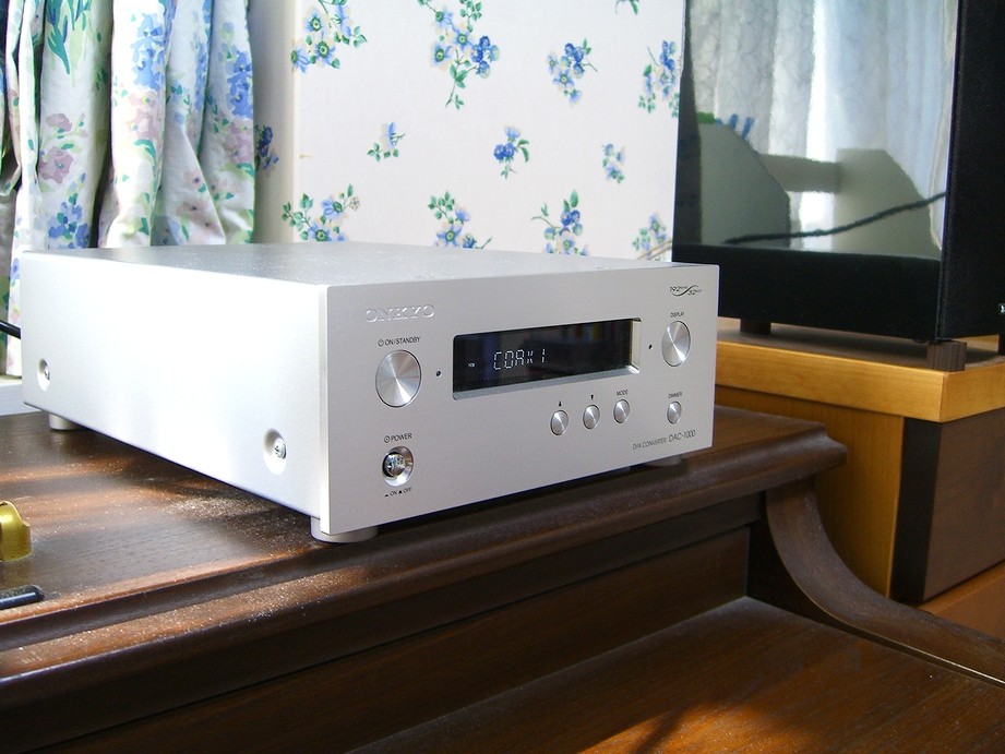 ONKYO DAC-1000 D/Aコンバーターの実力レビュー その1 | 箱庭的ピュア