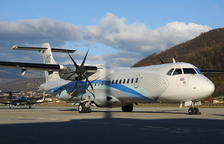 カーボベルデ航空 Aviationtag ATR72 ぶ厚い コンビ色