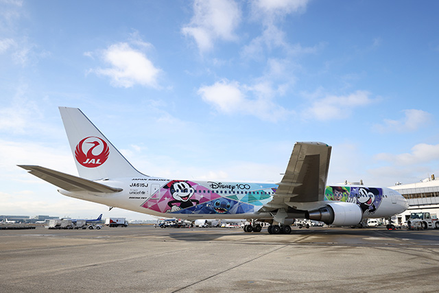 JALUX 1/200 B767-300ER Disney100周年 JALUX 1/200 B767-300ER