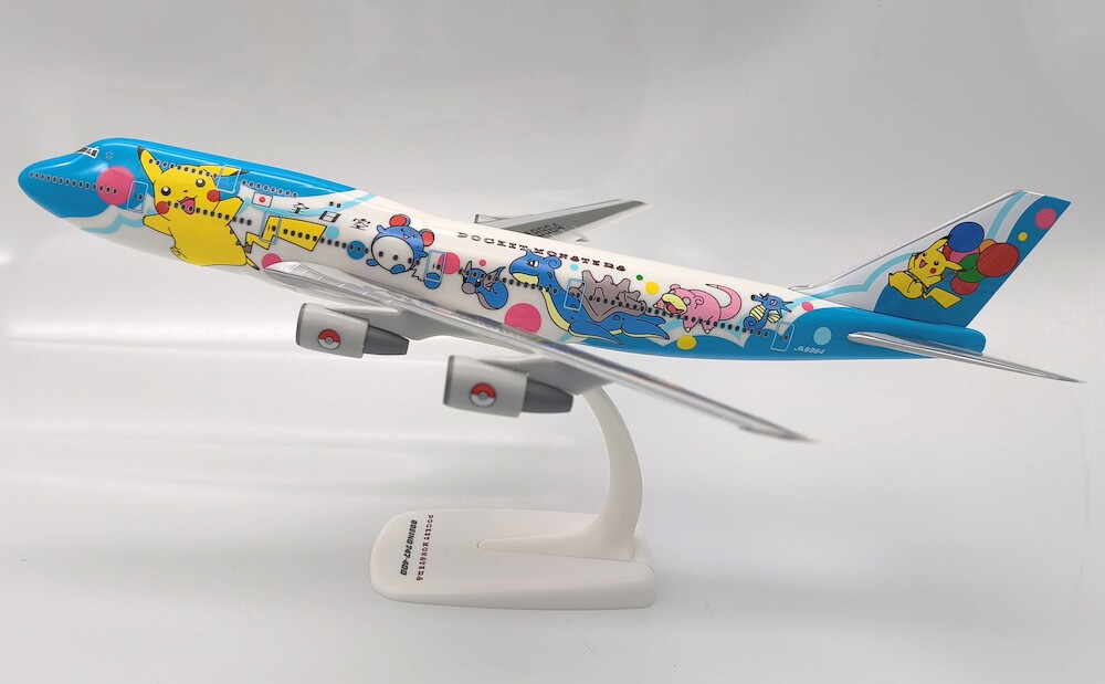 ANA 1/200 ポケモンジェット(お花ジャンボ) JA8956 BOEING 747-400
