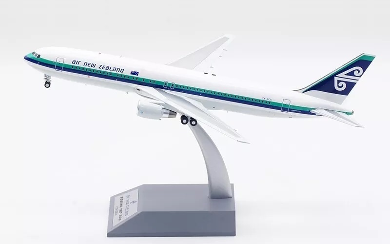 1:200 Air NZ B767-300 ZK-NCH - AWESOME COLLECTABLES