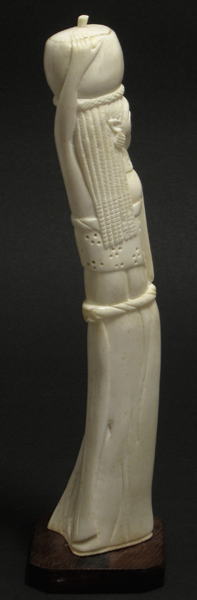 母子像（骨彫刻）<アフリカの彫刻：アフリカ雑貨アザライ