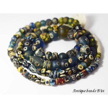 発掘ビーズ 千年前のイスラム玉 存在感大（2025081504） 発掘ビーズ