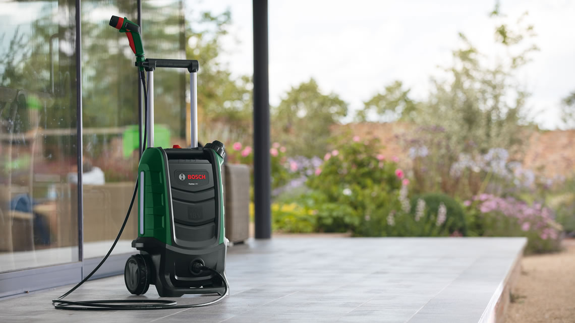 いつでも、どこでも簡単に洗浄できるコードレス洗浄機 人気の「FONTUS