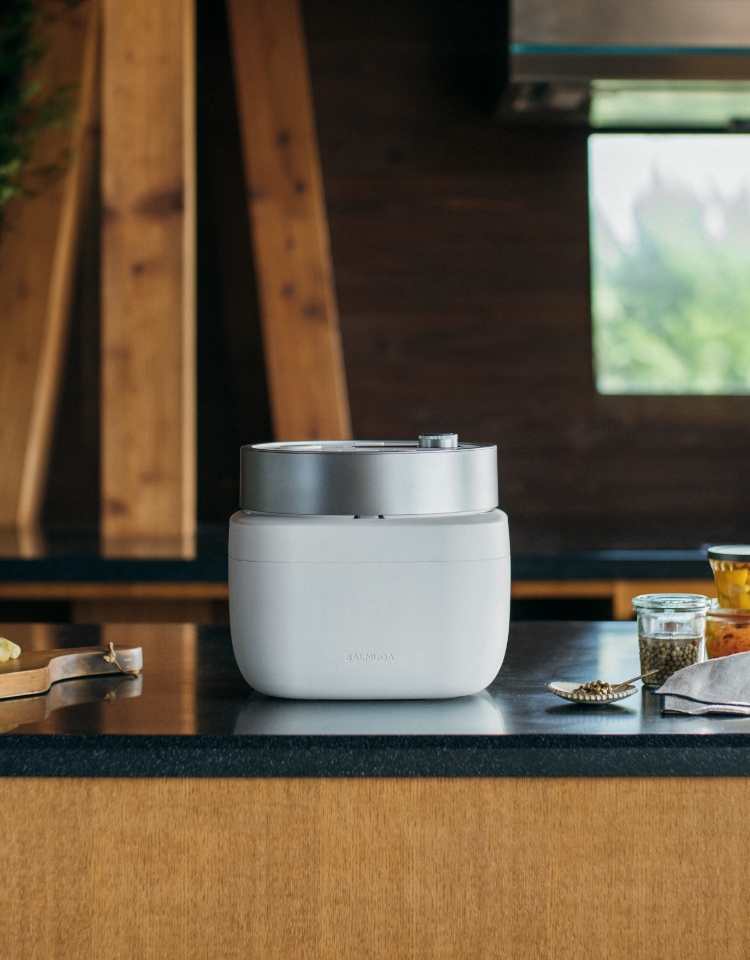 バルミューダ炊飯器 K03A-BK 炊飯器・餅つき機 BALMUDA The Gohan K03A