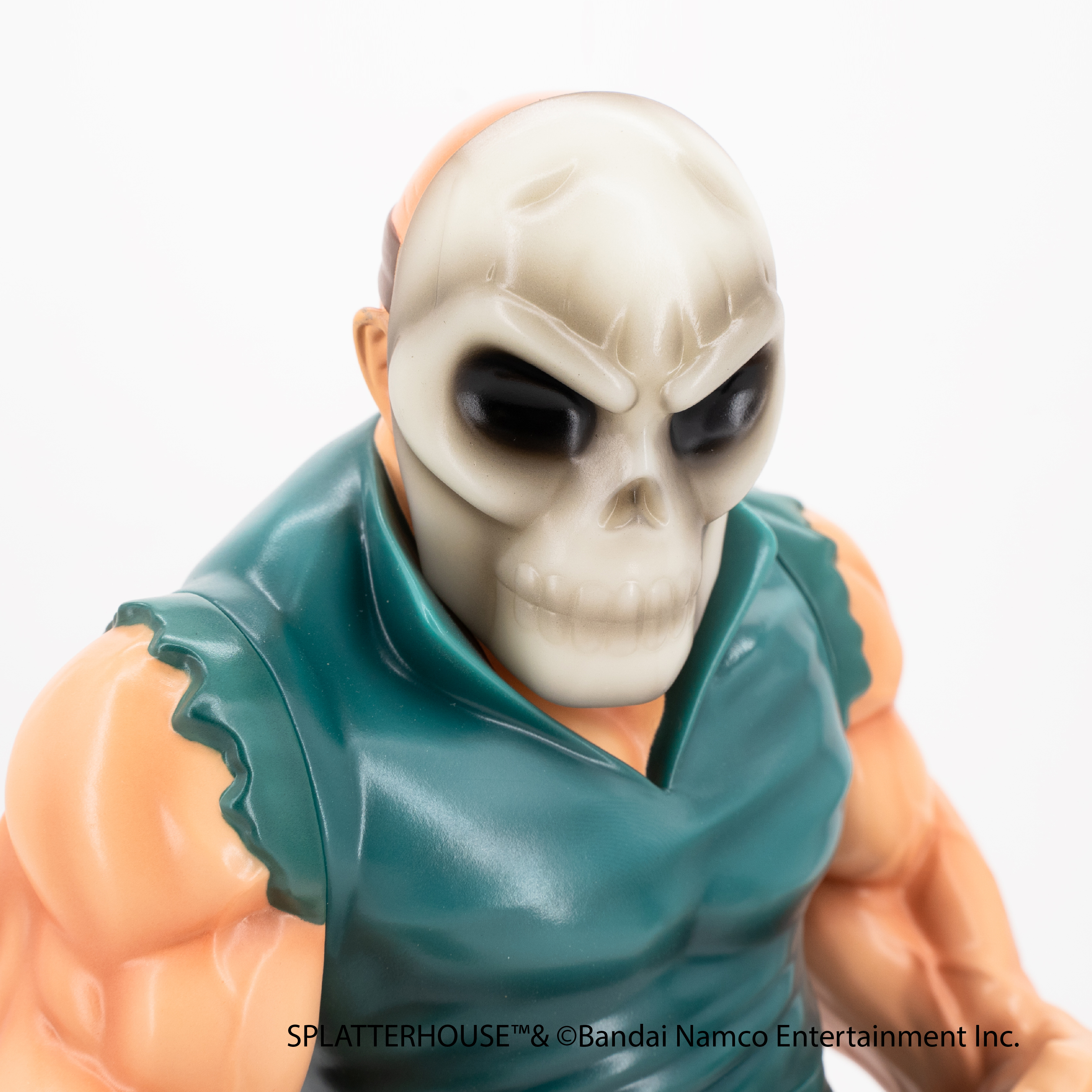 SPLATTERHOUSE & SPLATTERHOUSE 2のリックが蓄光マスクのフィギュアに