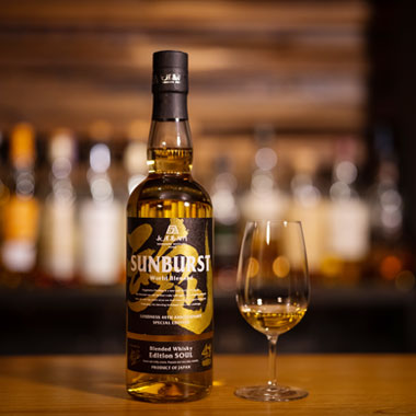 全米を駆け抜けた80年代に思いを乗せた 20年長熟グレーンウイスキーが