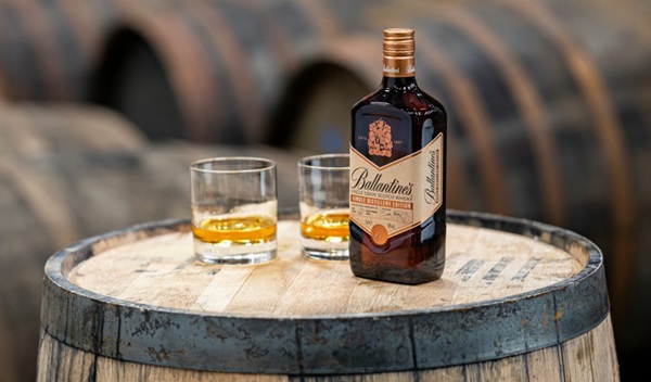 バランタインから初のシングルグレーンウイスキー「バランタイン