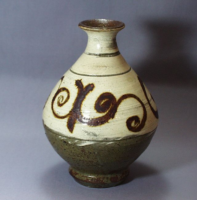 武末日臣の徳利 武末日臣 井戸徳利 | LYAN ARTS' Collection online shop