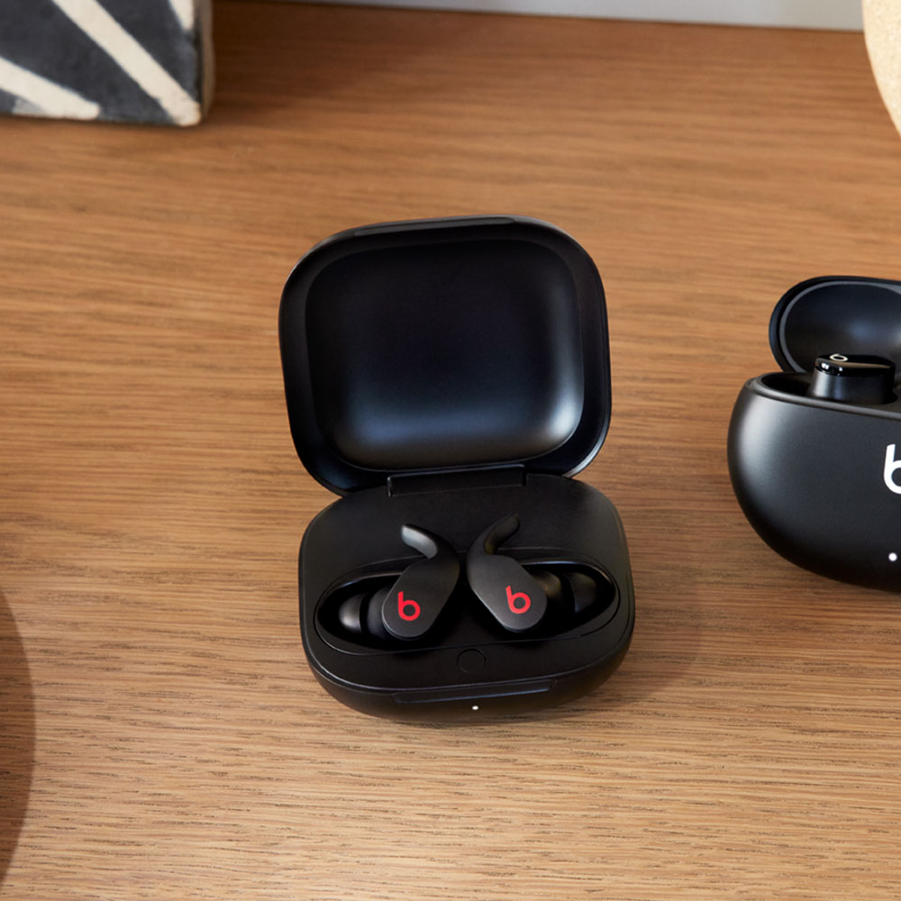 Beats Fit Pro 黒 【公式通販】