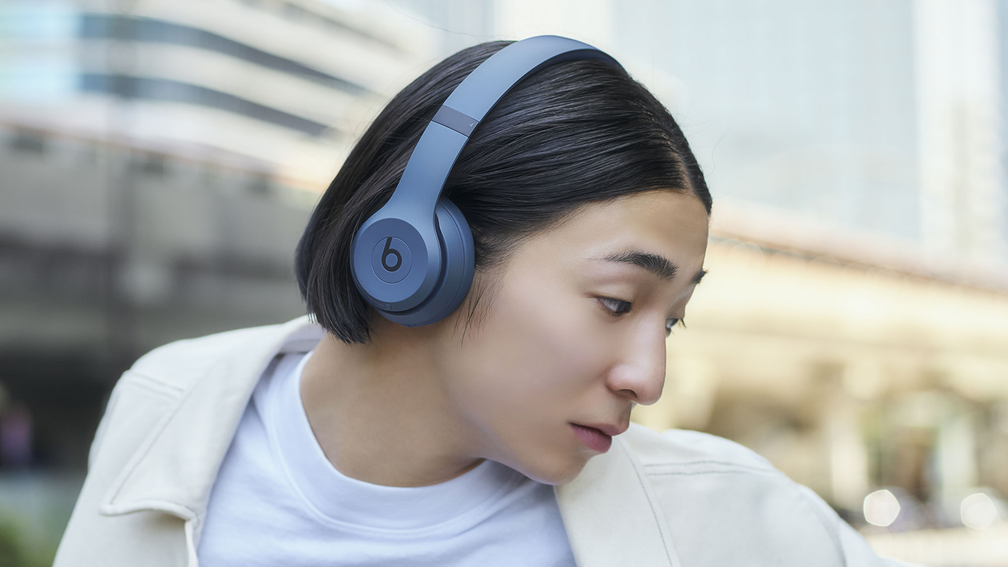 Beats Solo 4 ワイヤレス オンイヤーヘッドフォン スレートブルー