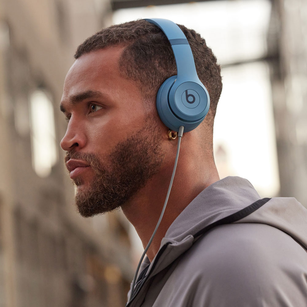 Beats Solo 4 - Bluetooth Wireless On-Ear Headphones - Beats