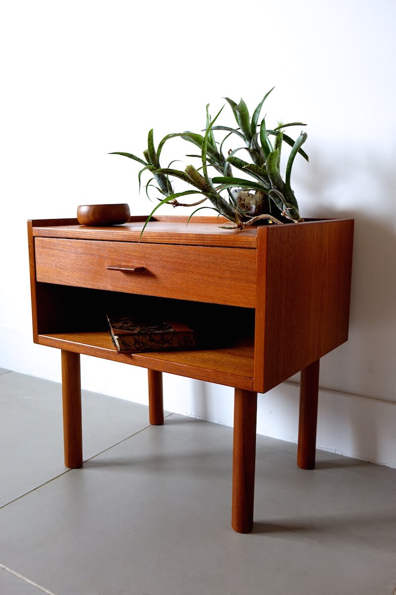 Bellbet | RY430 Small chest by Hans J. Wegner(ハンス・ウェグナー)