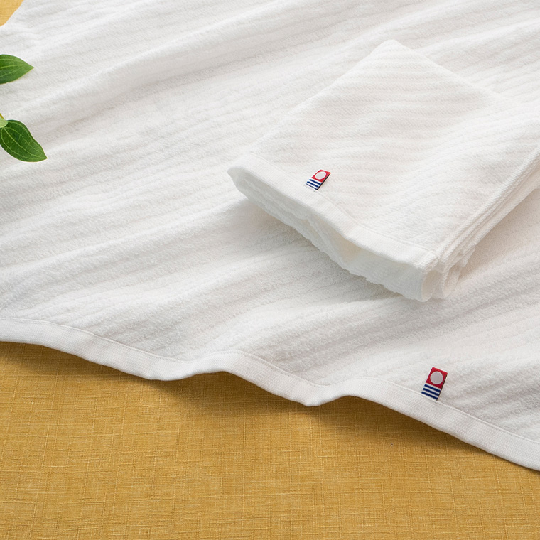 新品☆今治タオル☆NERVURE☆バスタオル☆70×130cm☆ホワイト☆10