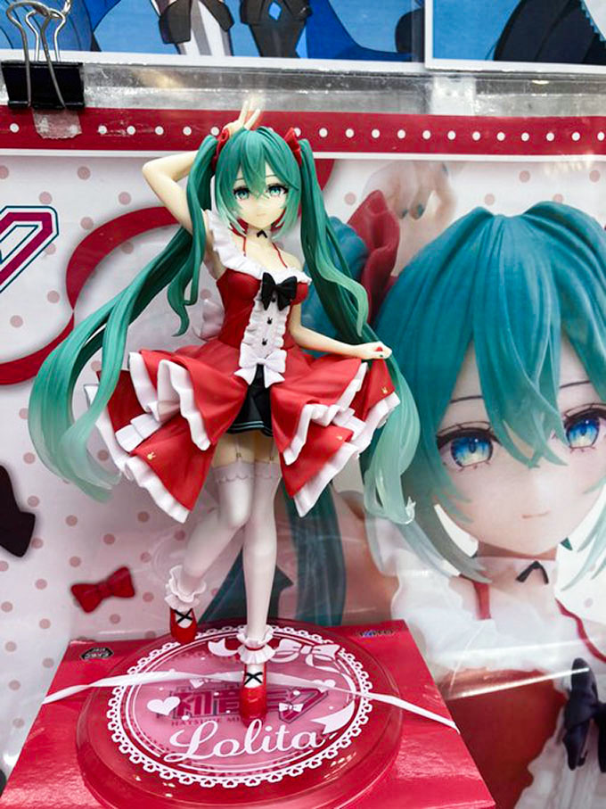 初音ミク ファッション フィギュア ロリータ Lolita 7点セット Amazon