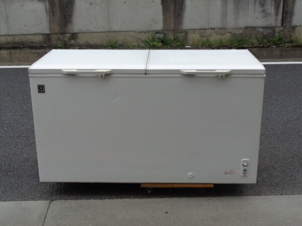▽レマコム 冷凍庫 冷凍ストッカー 418リットル RRS-418[1223AI]7CE