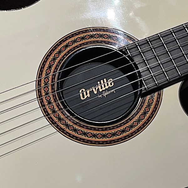 Orville by Gibson Chet Atkins Model