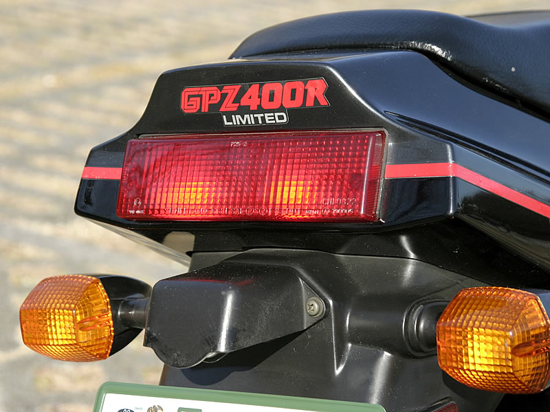 Z400GP GPZ400F 純正テールランプ テールライト Z400GP Z750GP Z1100GP