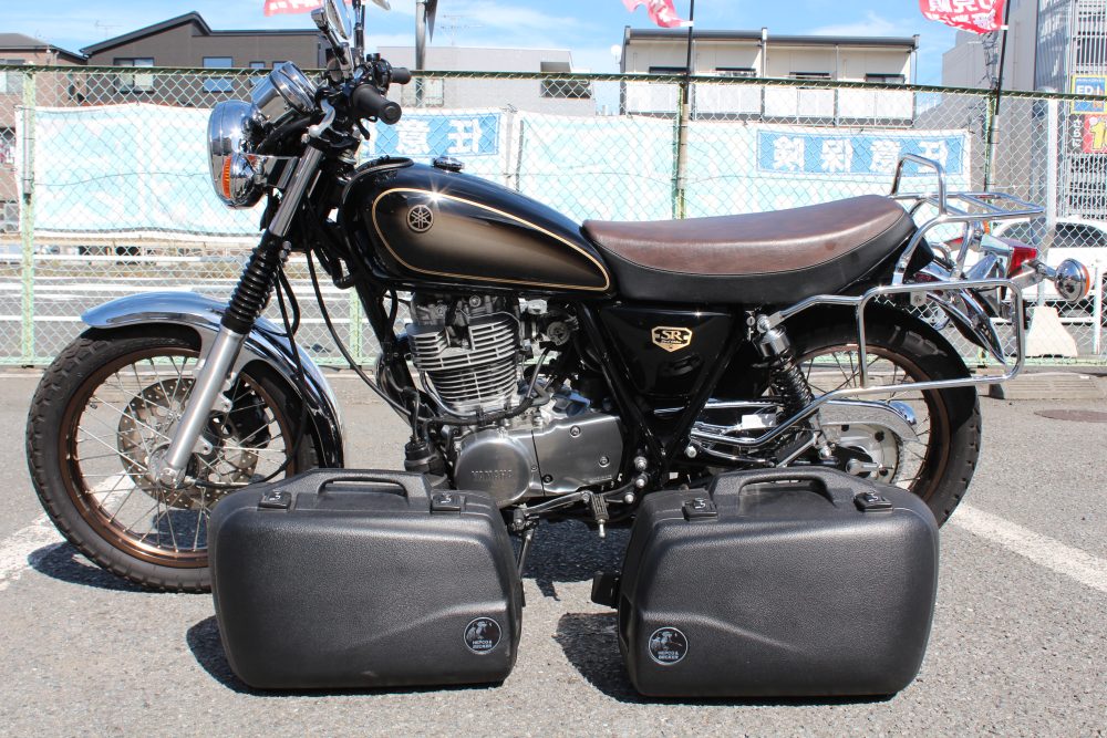 SR400 SR400 ファイナルエディションのグレーのタンク、シート、サイド