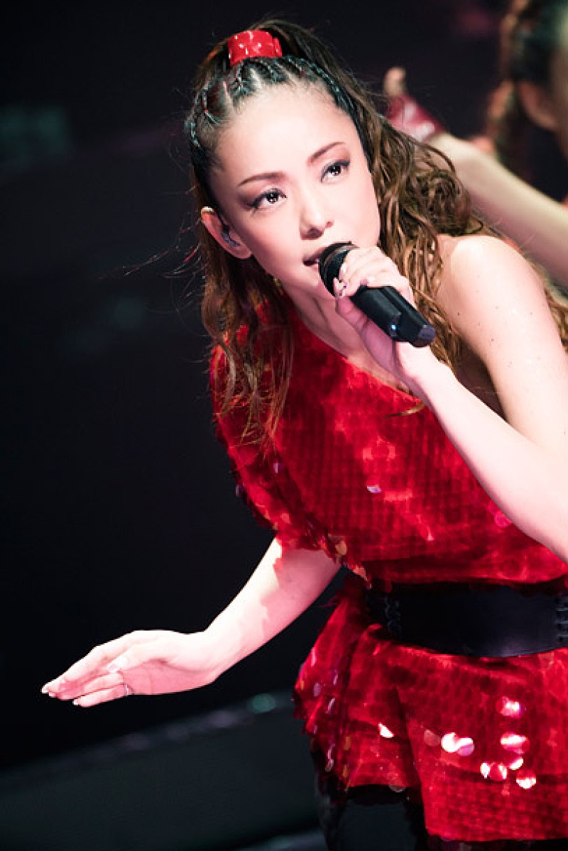 安室奈美恵 沖縄 引退日 上映会 ピンク テープ 安室奈美恵 沖縄 引退日