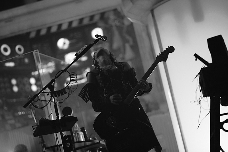 ライブレポート＞ずっと真夜中でいいのに。ライブから感じた観客と