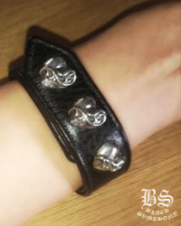 クロムハーツ 3ボタン 2スナップ ブレスレット ハートボタン ブラック