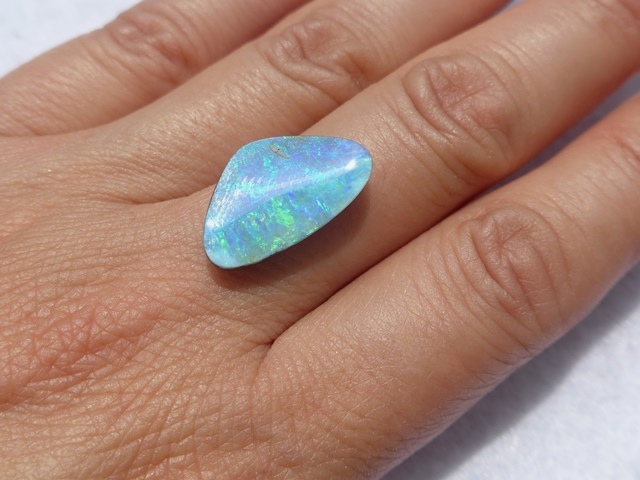 ボルダーオパール｜ オーストラリア産オパール｜オパール