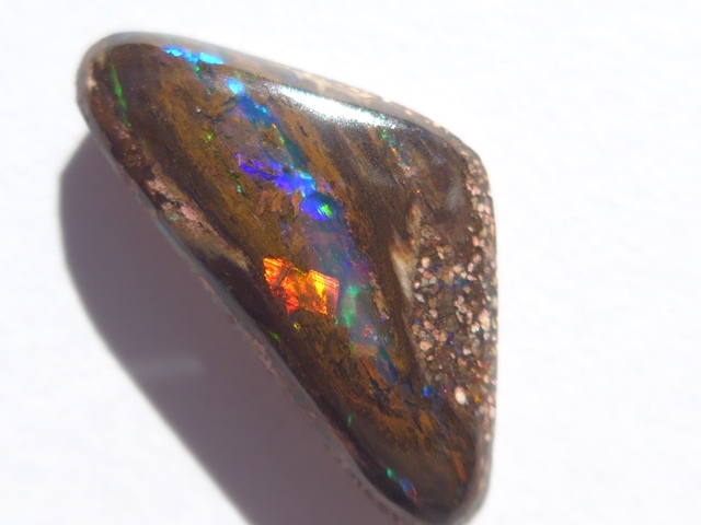 オパライズド・ウッド｜オパール化石｜オパール