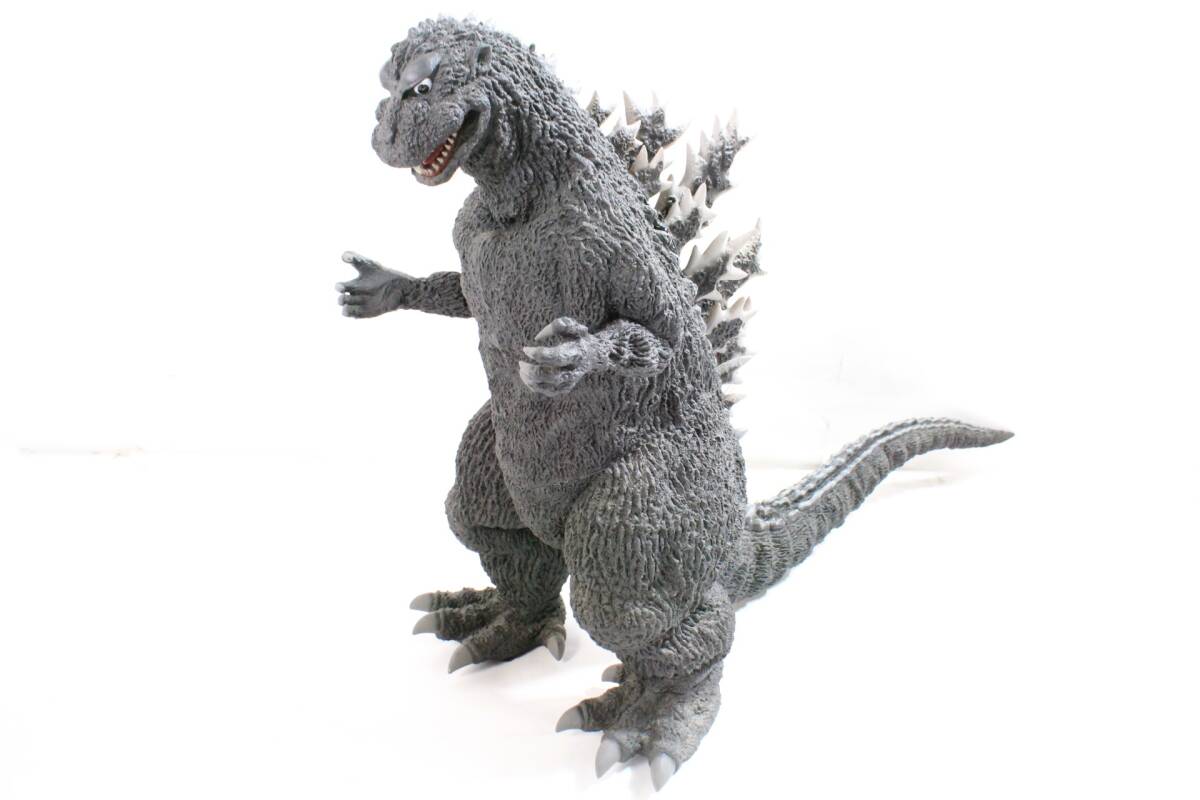 gozila.jpg