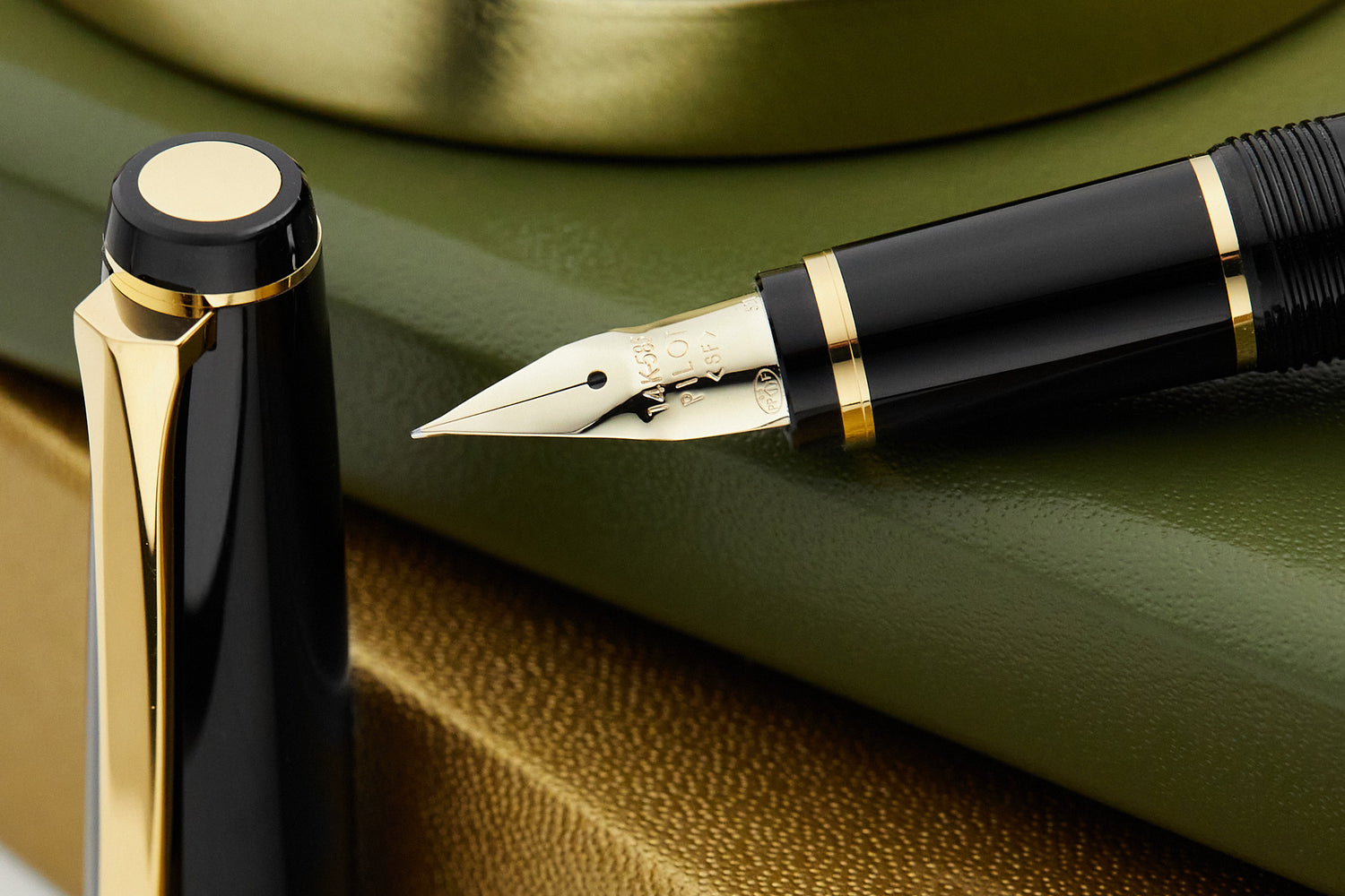 Pilot Falcon Fountain Pen - Black/Gold - The Goulet Pen Company