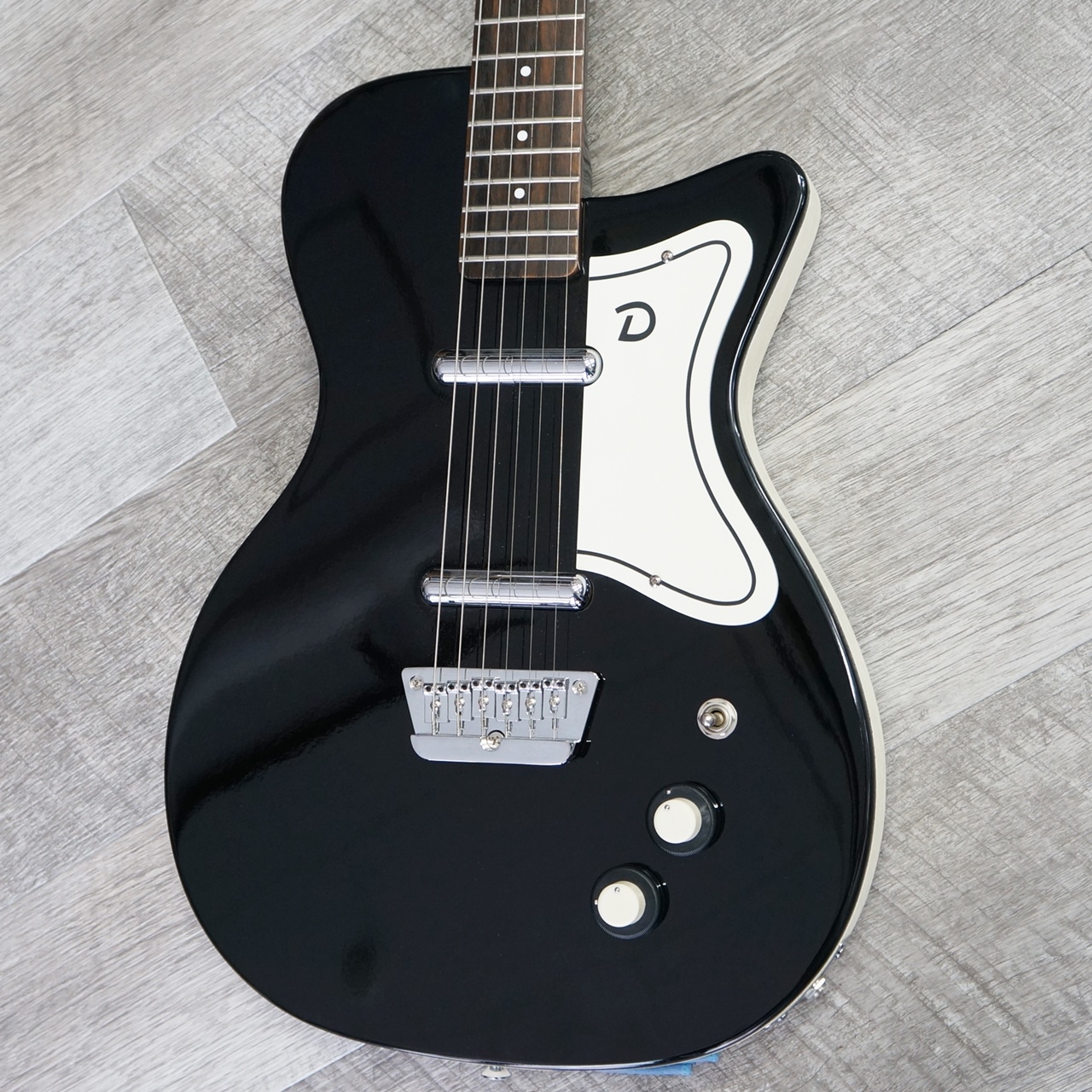 Danelectro 56 Single Cutaway - Black - / 楽器屋BOW オンラインストア