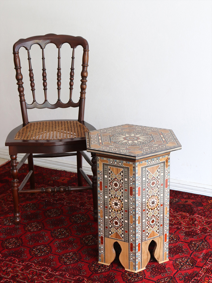 ◇象嵌寄木細工八角形アンティークテーブル・飾り台・サイドテーブル