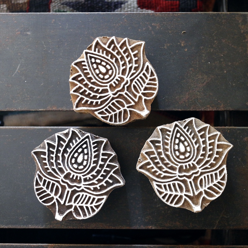 インドのブロックプリント版ウッドスタンプ木版in ブルックリンNY